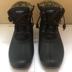 Sperry top sided boots